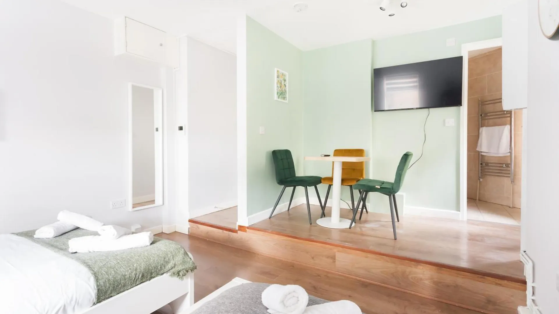 לונדון Lovely Studio Flats In Dalston בריטניה