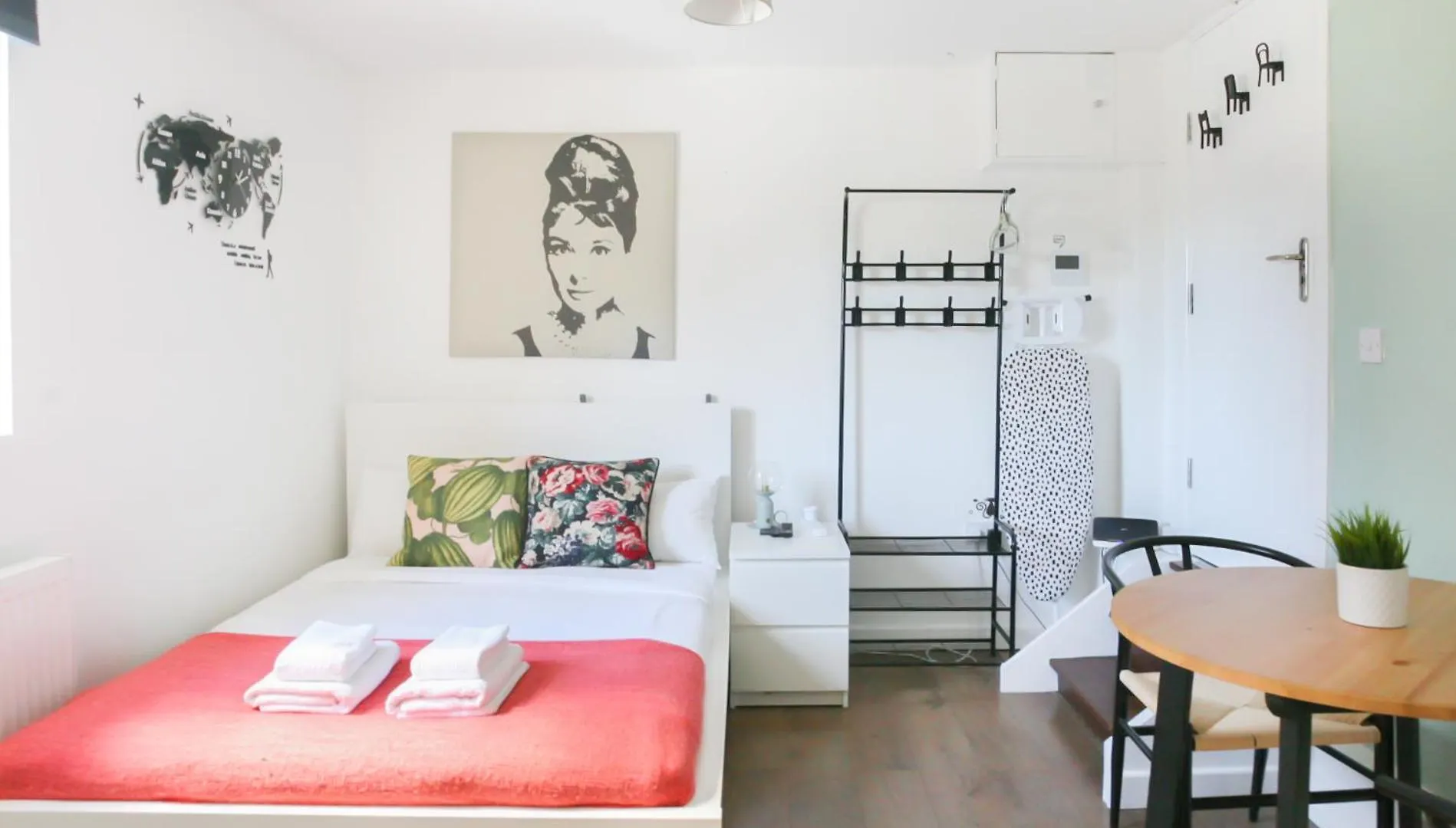 לונדון Lovely Studio Flats In Dalston 0*,  בריטניה